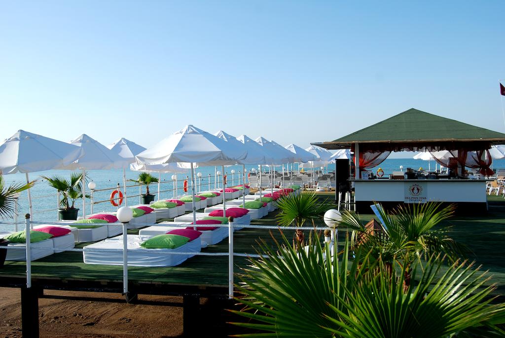 DEPLHINE_DIVA_PREMIERE_HOTEL_LARA_ANTALYA_AIR_TOUR_TRAVEL